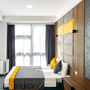 https://bg-palace-hotel.alltbilisihotels.com